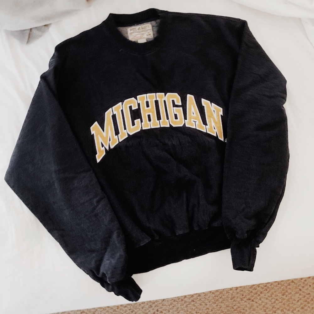 Michigan Pullover Crew Neck